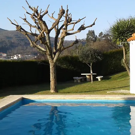 Quintihna Tres A Godinhacos Hébergement de vacances *