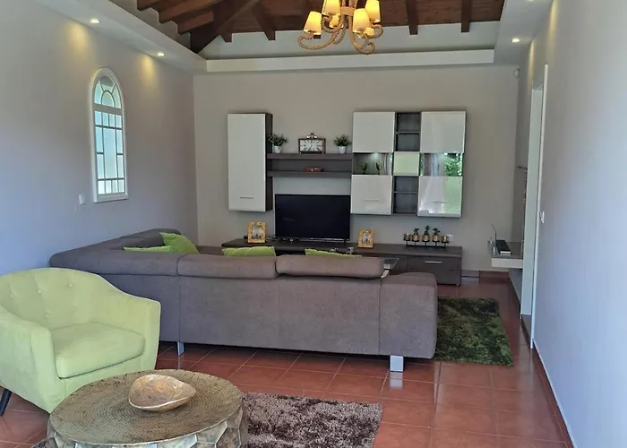 Quintihna Tres A Godinhacos 펜션 빌라 베르데